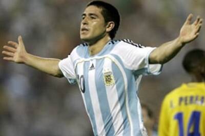 Riquelme reaffirms decision to quit Argentina