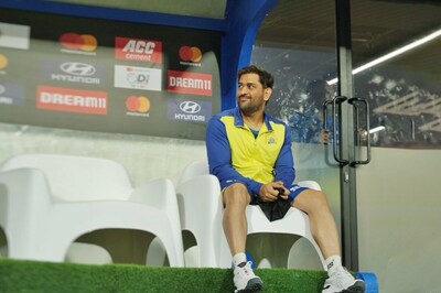 MS Dhoni Returns to Indian Dugout Ahead of 3rd ODI Against Australia at Chepauk
