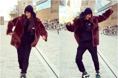 Shruti Haasan Celebrates Birthday in London Doing the 'Dweeby Dance’