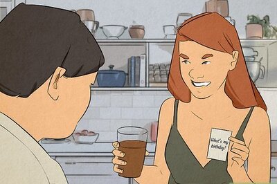 The 25 Best (and Spiciest) Drinking Games to Play as a Couple