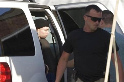 US WikiLeaks case: Bradley Manning to face charge of aiding the enemy
