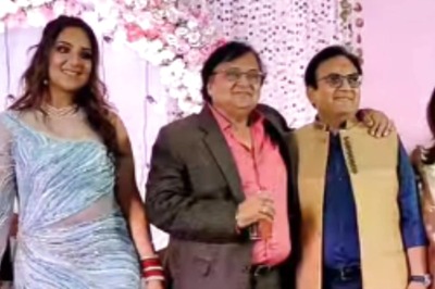 TMKOC’s Jethalal Aka Dilip Joshi, Johny Lever Attend Rakesh Bedi’s Daughter’s Wedding; Watch Videos
