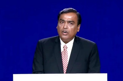 Reliance Shares See Biggest Intraday Rise of 12% in Over 10 Yrs as Mukesh Ambani Rolls Out Roadmap