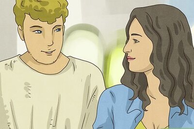How to Tell a Guy You Like Him Without Scaring Him Off: 9 Things to Try