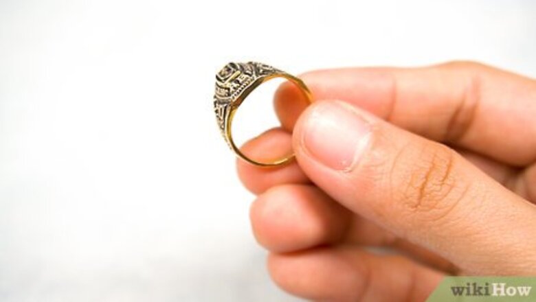 How to Clean Rings