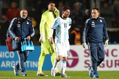 Lionel Messi Worries Argentina With Back Injury in 1-0 Win