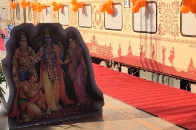 'Shri Ramayana Yatra' Train Gets Vegetarian Certification From Saatvik Council Of India