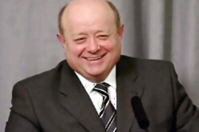 Fradkov may lose PM’s job to Putin man