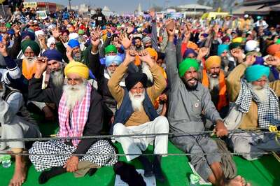 'Fix a Date': Farmers Ready for Talks After PM Modi's Invite But Take Exception to 'Andolan Jivi' Remark