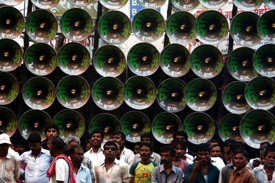 'If Azans Aren't Stopped on Loudspeakers, We Will Play....': Hindu Bodies to Launch Campaign in K'taka