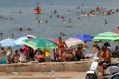 Algeria reopens mosques, beaches after 5-month lockdown