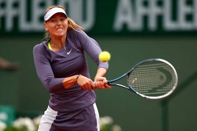 Sharapova wraps up rain-delayed victory at French Open