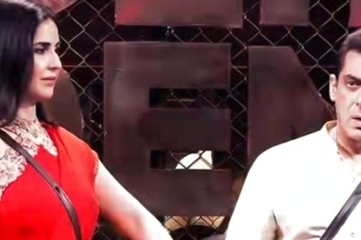 Bigg Boss 17: Salman Khan Loses Cool On Khanzaadi, Katrina Kaif Holds His Hand To Calm Him Down; Watch