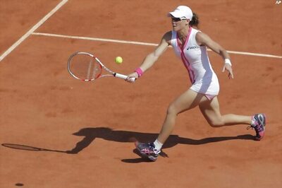 Stosur, Kuznetsova reach second round in Paris