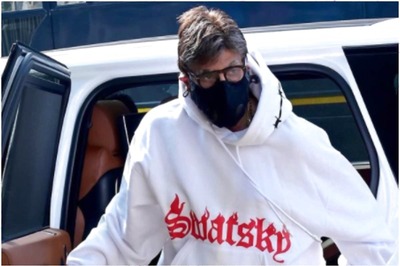 Amitabh Bachchan Opens Up on Eye Surgery, Says 'I'm Without Sight, But Sightless Not in My Path'