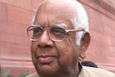 Somnath slams Karat, wants him to step down