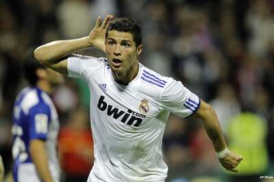 Madrid legend rates Ronaldo better than Messi