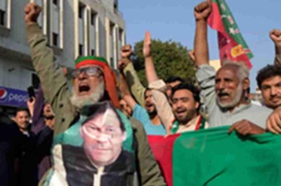 Pakistan: Nawaz Sharif Party Leader's Call to 'Behead' Imran Draws Backlash; PTI Repeats ‘Oppression, Rigging’ Claims