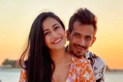 Yuzvendra Chahal Shares Romantic Moments with Wife Dhanashree Verma | Watch