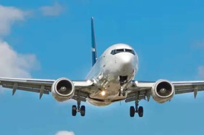 SpiceJet Shares Crash 9% After COO, CCO Step Down Amid 'Restructuring'