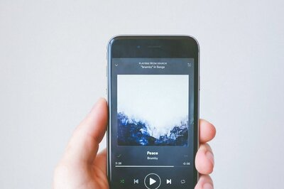 Apple Intelligence Could Help You Generate AI Artworks For Apple Music Playlists: Know More