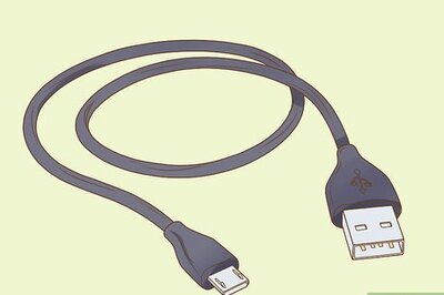 How to Charge an iPad Without a Charging Block