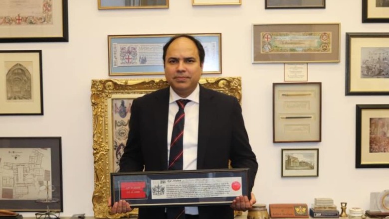 India-Born Lawyer Receives Prestigious 'Freedom Of The City Of London' Award