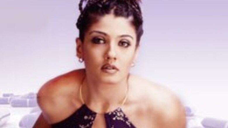 Raveena salutes animal mothers