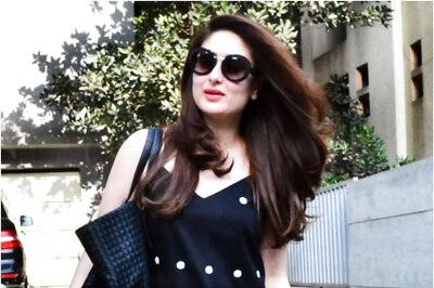Kareena Kapoor Khan Looks Fabulous As She Steps Out For An Afternoon Outing
