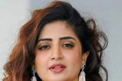 Actor Poonam Kaur Lambasts Social Media User 'Irritating' Her
