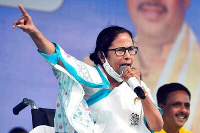 Mamata Becomes Second Woman After Sheila Dikshit to Become CM for Three Consecutive Terms