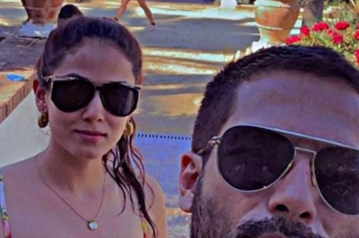 Shahid Kapoor Drops A Hot Beach Selfie With Wife Mira Rajput From Their Holiday Vacation; See Here