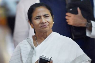 Bengal CM Mamata Banerjee Headed to Darjeeling, to Hold All Party Meeting Tomorrow