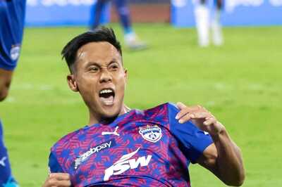 ISL 2021-22: Sunil Chhetri Sacrifices Goal Scoring Record, Udanta Scores a Brace as Bengaluru FC Beat Chennaiyin 3-0
