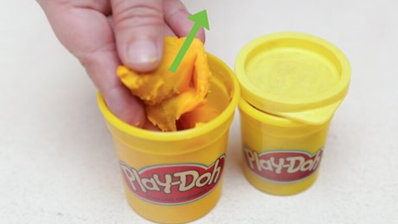 How to Remove Glitter from Your Hands