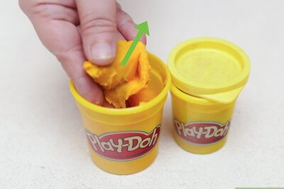 How to Remove Glitter from Your Hands