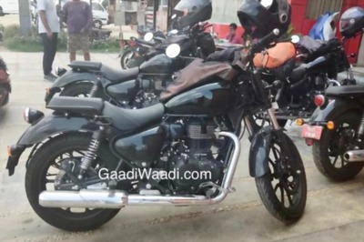 All-New Royal Enfield Classic 350 Spotted With Newly Designed Alloy Wheels, Fuel Tank