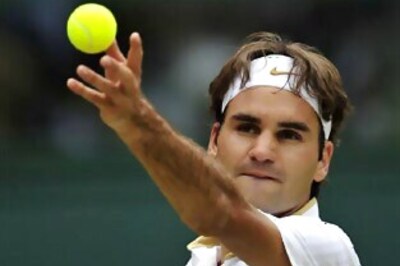 Error-prone Federer makes early Paris exit