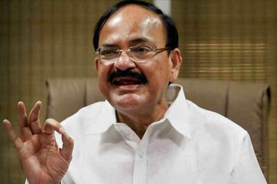VP Naidu Asks Delhi Varsity to Review Decision Relating to Quota For Talented Artists