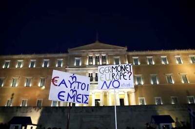 Anti-austerity protests in Greece as bank shutdown bites