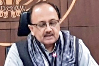 Priyanka Gandhi in UP for Tourism, Not for Public Service, Sidharth Nath Singh Says