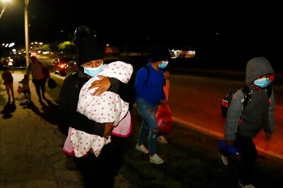 Hundreds Of Migrants Set Off From Honduras Toward US Border