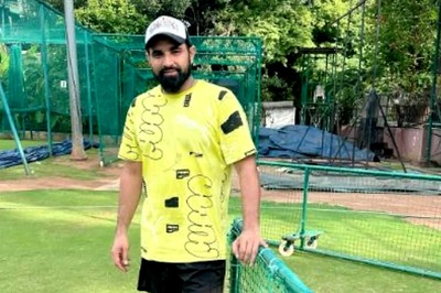 Mohammad Shami Resumes Bowling