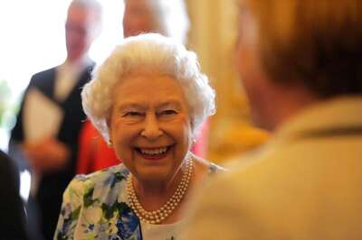 Queen Elizabeth of Britain is Supposedly Getting a $72,000 Pay Hike. Here is Why