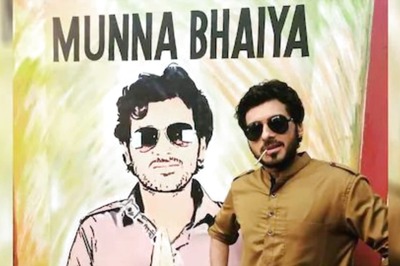 When The Crowd Broke The Glass of Kanpur Cafe To Meet Divyendu Sharma Aka Munna Bhaiyya