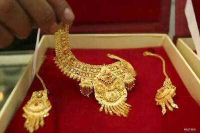 Gold hits all-time high, crosses Rs 30,000-level