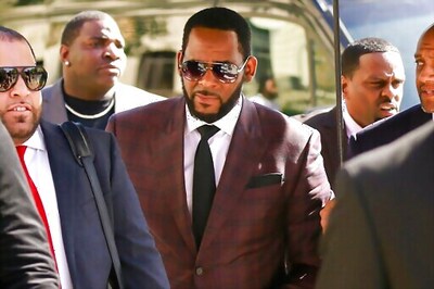 R. Kelly's manager charged with phone threats to theater