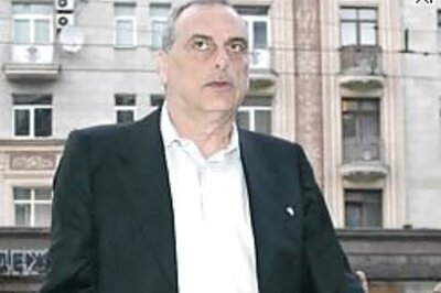 Chelsea boot out manager Grant after eight months