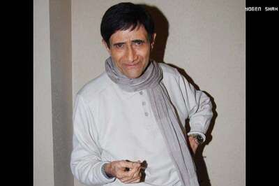 Dev Anand to play the lead role at 87