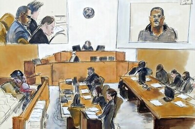 Ex-employee: R. Kelly Lived In 'Twilight Zone' He Controlled